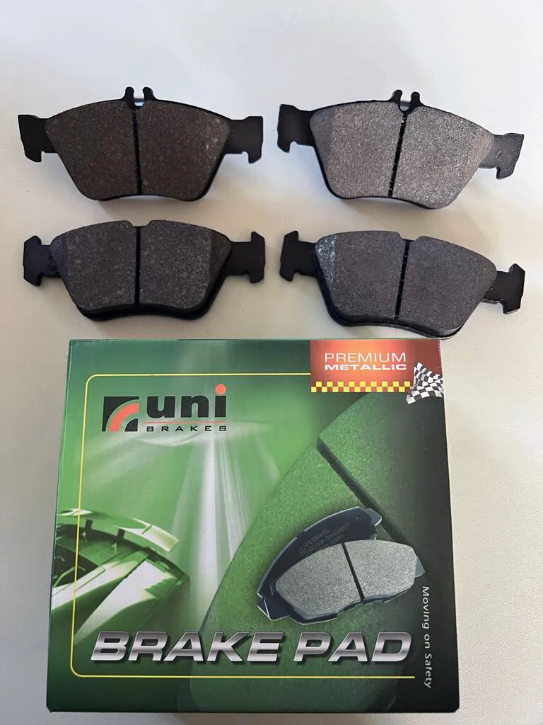 BREMSBELÄGE VORNE MERCEDES C-KLASSE (W202 S202) E-KLASSE (W210 S210)