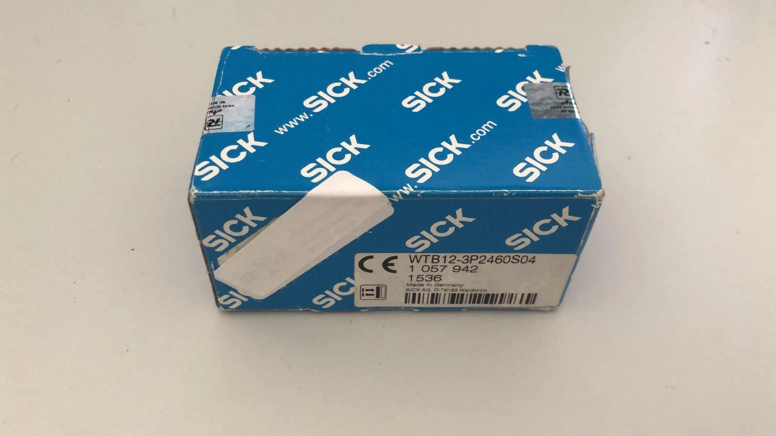 SICK WTB12-3P2460S04 Reflexions-Lichttaster 1057942 NEU & OVP